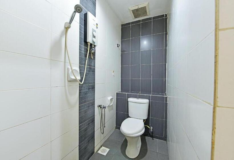 Avatarr Hotel By Oyo Rooms