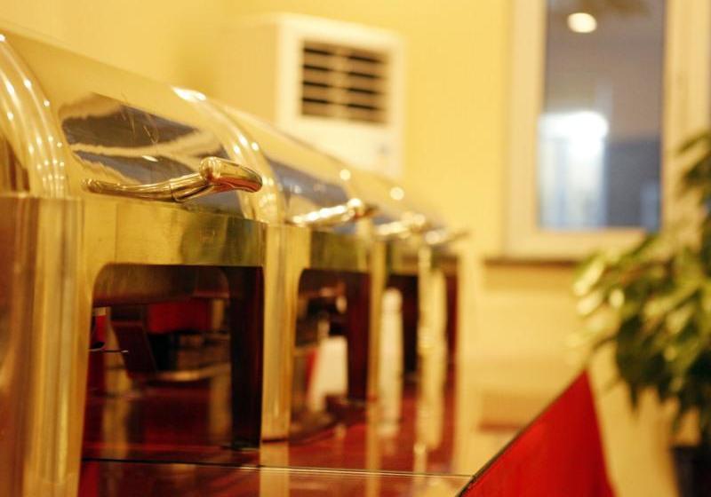 Отель Greentree Inn Zaozhuang Taishan Road Shituanxiao Express