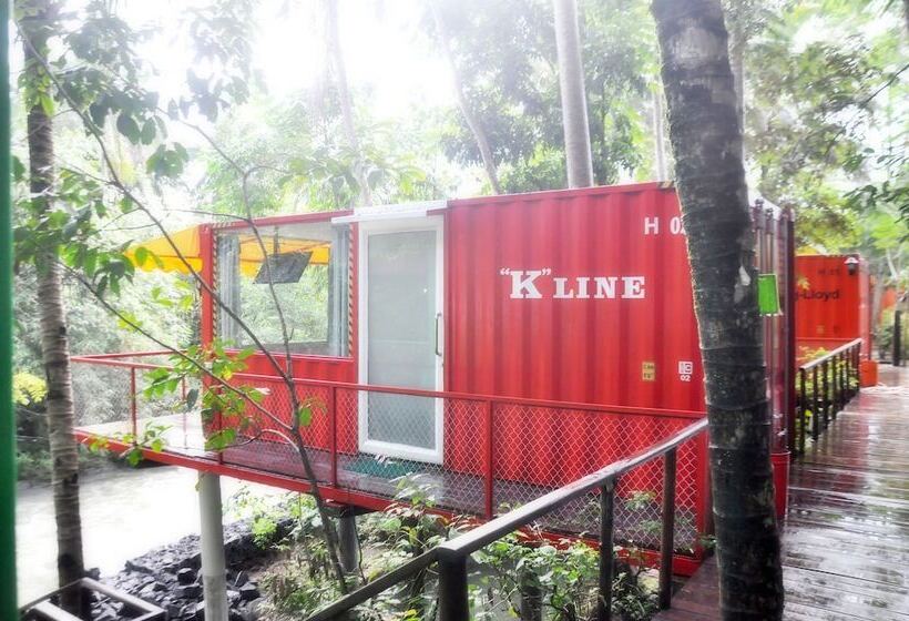 هتل Hau Eco Lodges Citumang Pangandaran