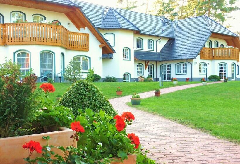 Отель Landhaus Müritzgarten