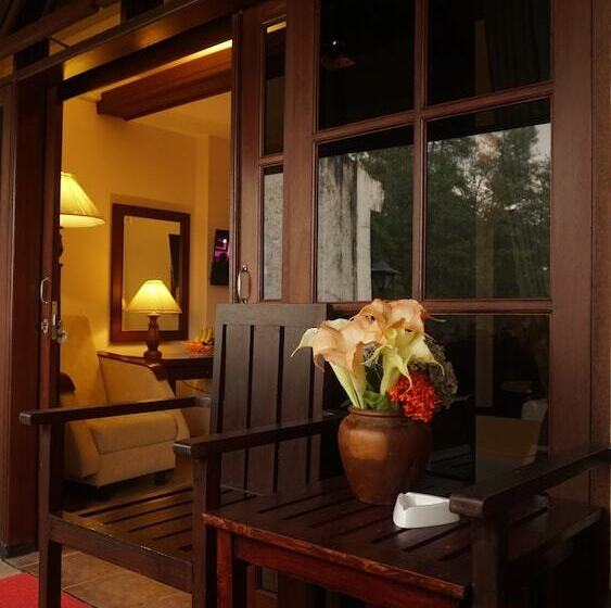 هتل Pines Garden Resort