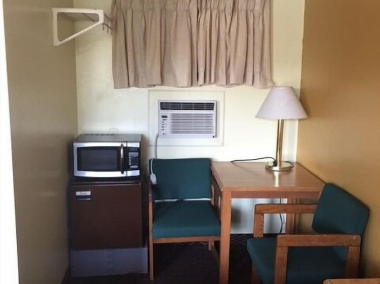 Caravan Motel