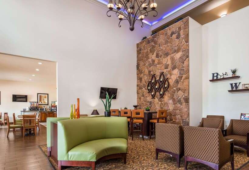 هتل Best Western Plus Hobby Airport Inn And Suites