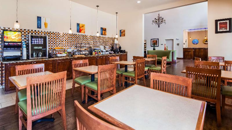 هتل Best Western Plus Hobby Airport Inn And Suites
