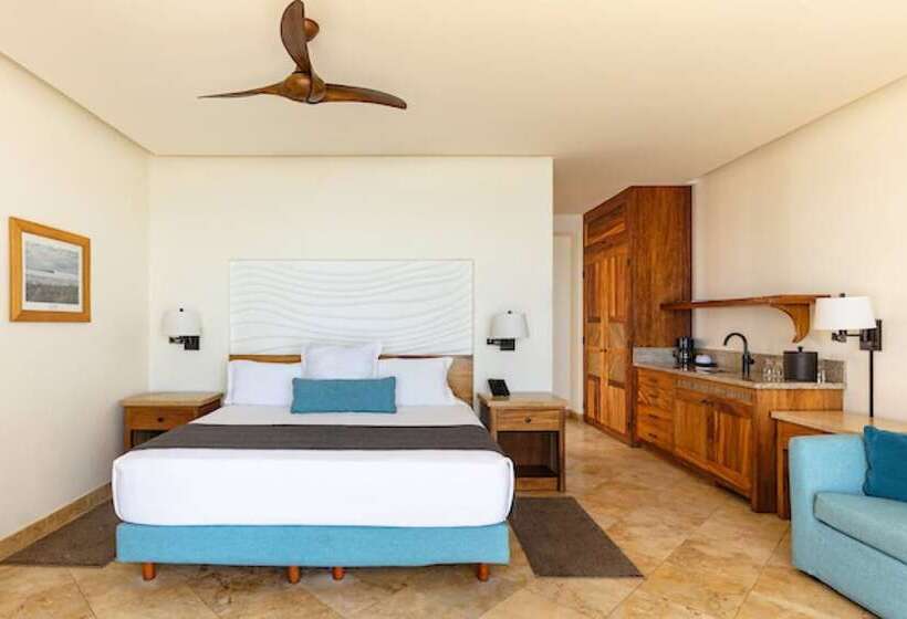 هتل Cabo Surf