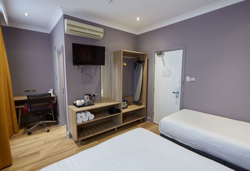 هتل Comfort Inn Victoria