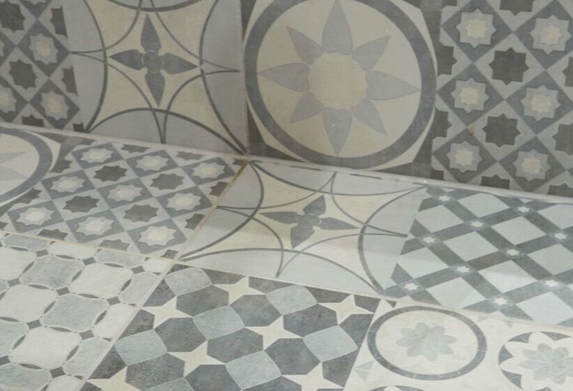 هتل Comfort Inn Victoria