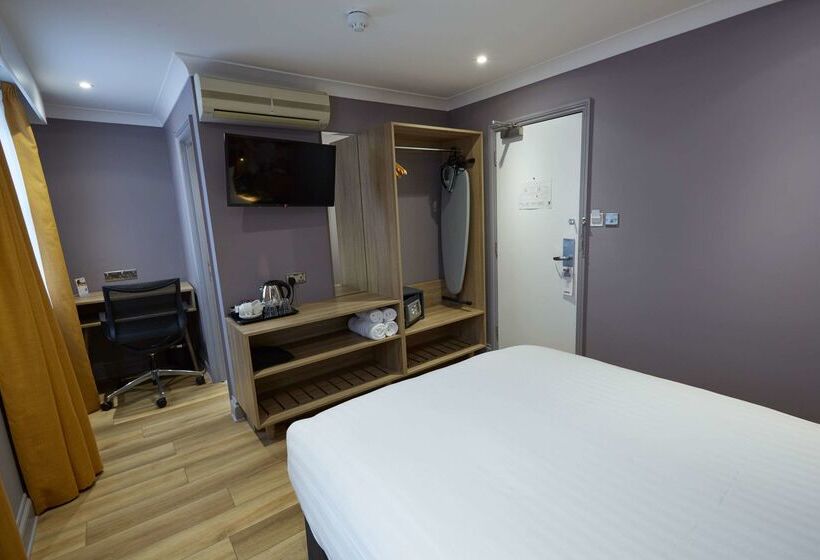 هتل Comfort Inn Victoria