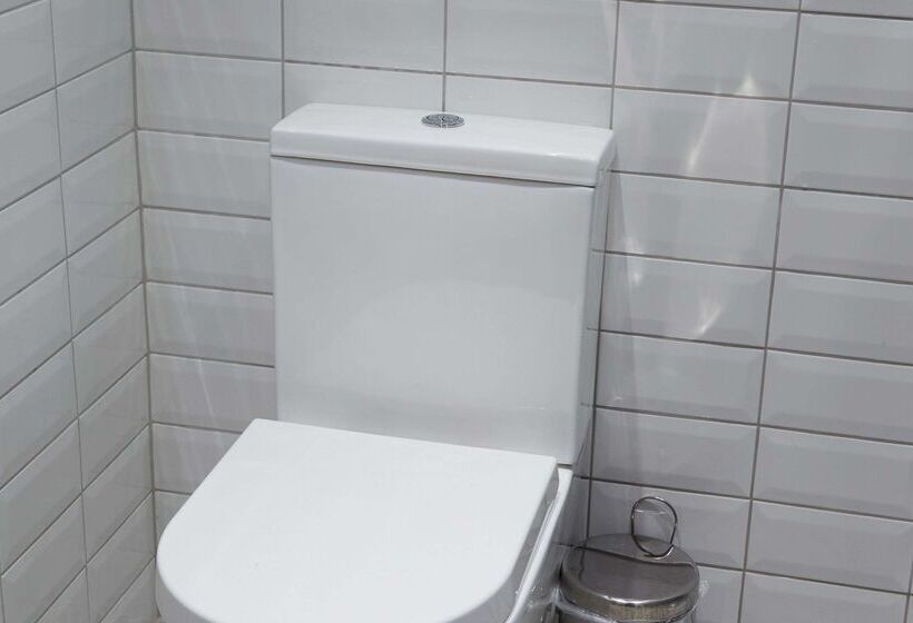 هتل Comfort Inn Victoria