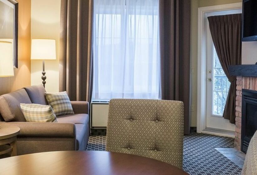 ホテル Holiday Inn Express & Suites Tremblant