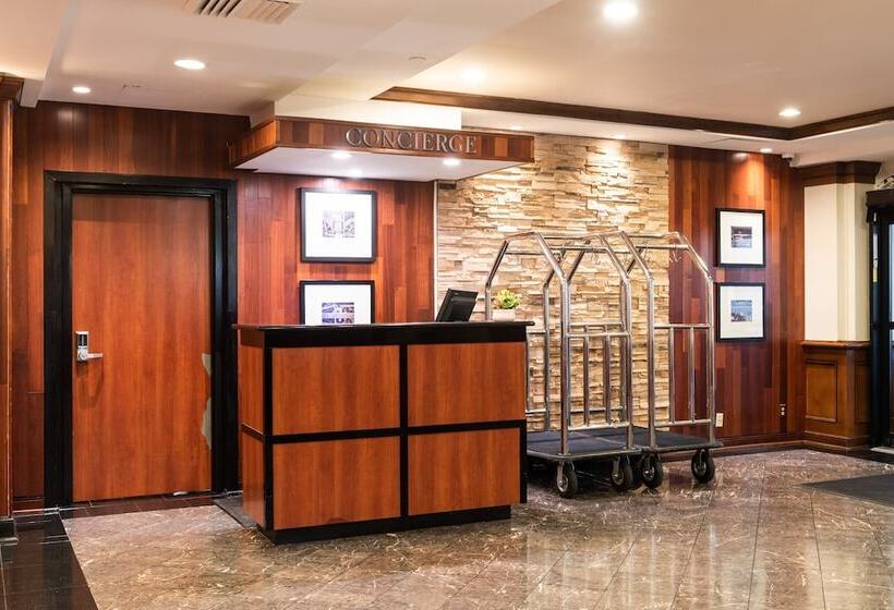 هتل Crowne Plaza Newark Airport, An Ihg