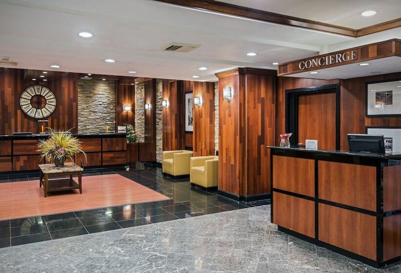 هتل Crowne Plaza Newark Airport, An Ihg