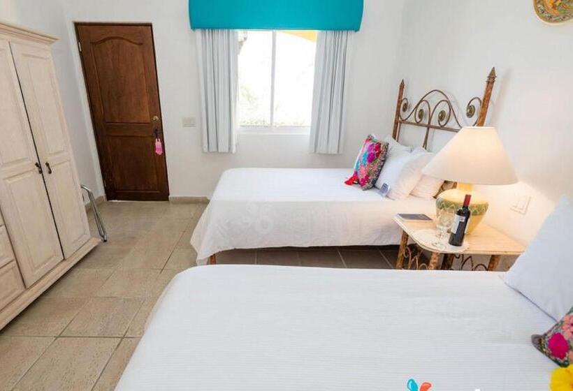هتل El Encanto Inn & Suites