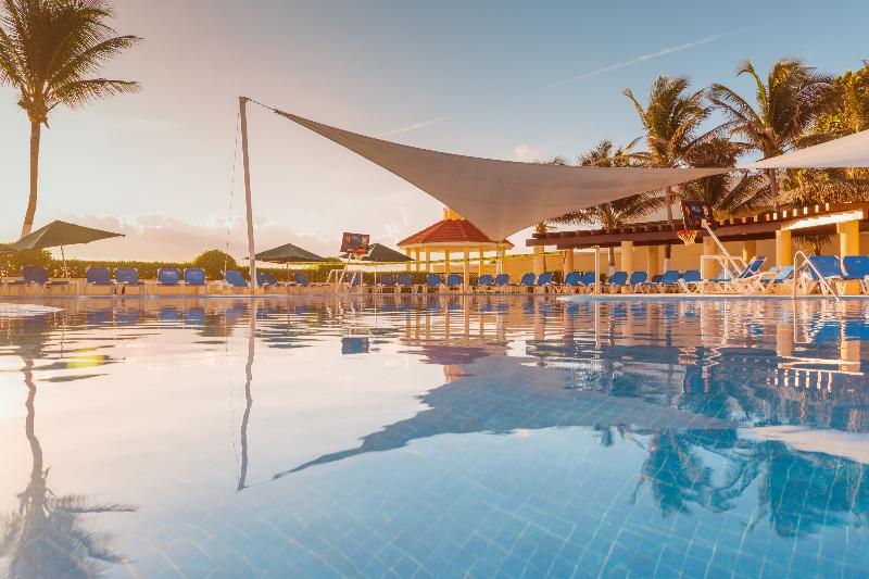 هتل Gr Solaris Cancun All Inclusive