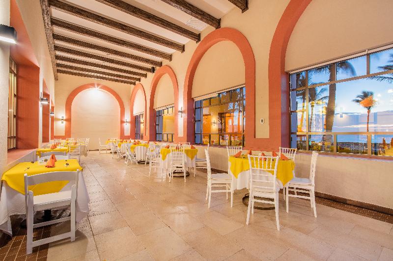 هتل Gr Solaris Cancun All Inclusive