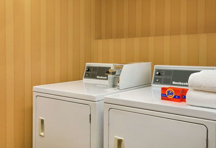 فندق Hampton Inn & Suites By Hilton Langley Surrey