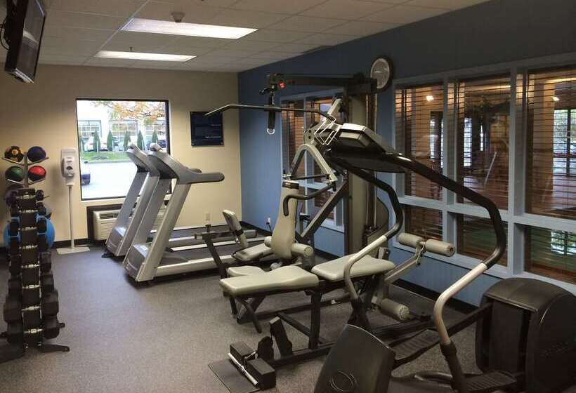 هتل Hampton Inn & Suites By Hilton Montreal Dorval