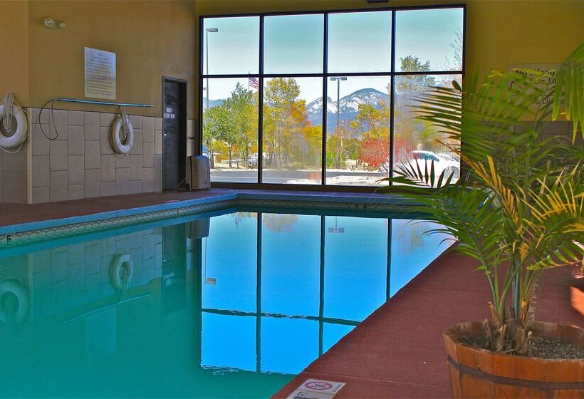 هتل Hampton Inn Taos
