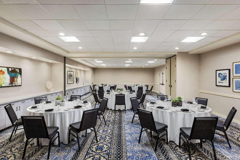 فندق Hilton Garden Inn Carlsbad Beach