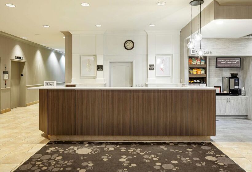 هتل Hilton Garden Inn Omaha Downtown/old Market Area