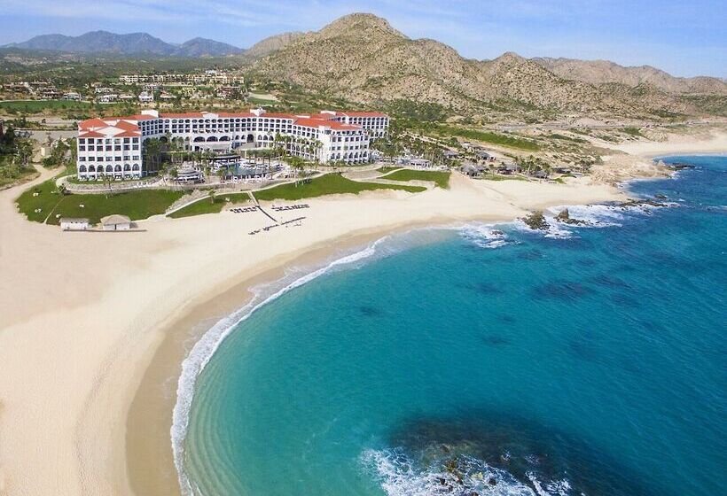 هتل Hilton Los Cabos