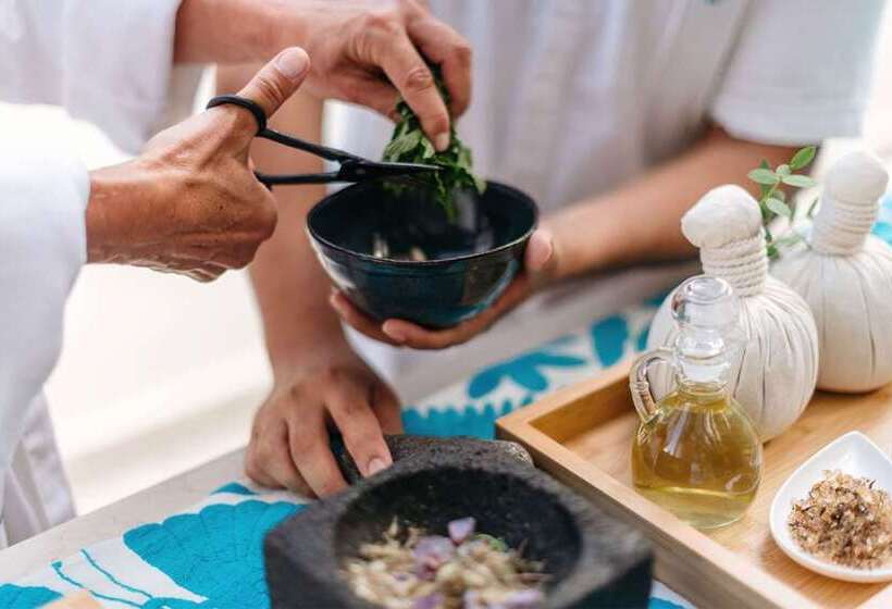 هتل Hilton Los Cabos