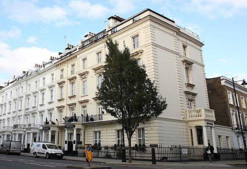 Huttons Hotel, Victoria London