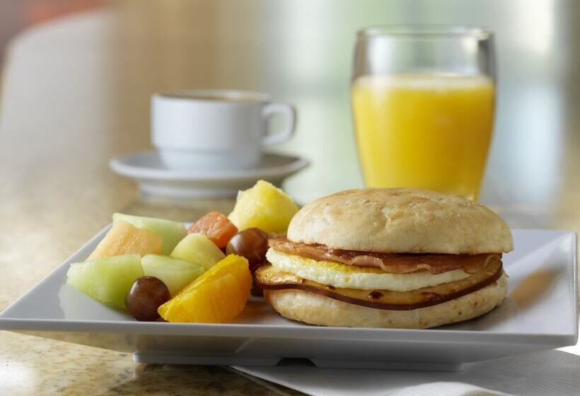 هتل Hyatt Place Mt Laurel