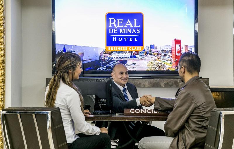 هتل Imperio De Angeles Executive Leon By Real De Minas Business Class