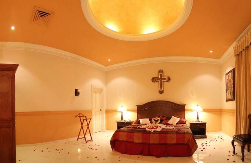 فندق Boutique La Mision De Fray Diego