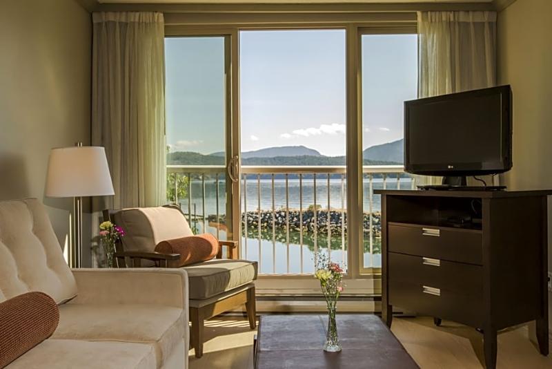 בית מלון כפרי Oceanfront Suites At Cowichan Bay