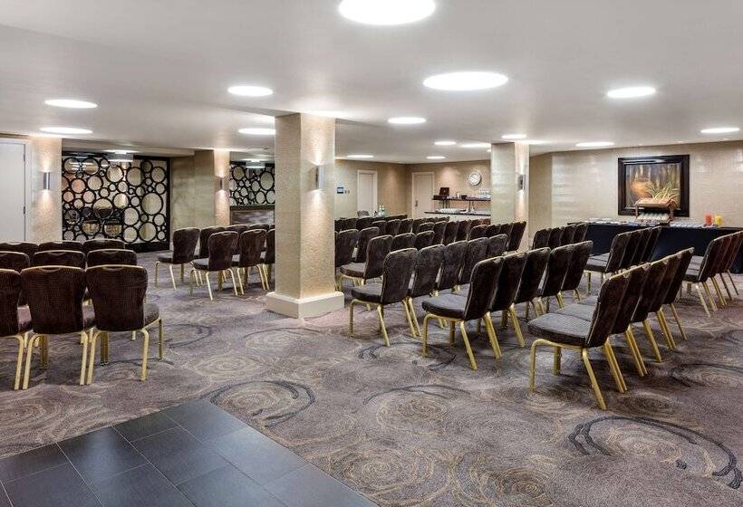 Radisson Blu Hotel, London Euston Square   Formerly Grafton