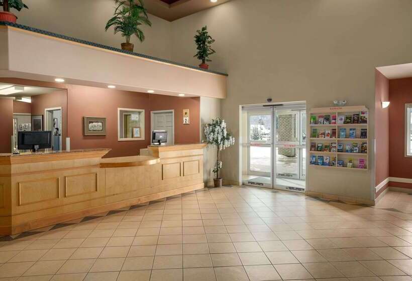 בית מלון כפרי Ramada Golden