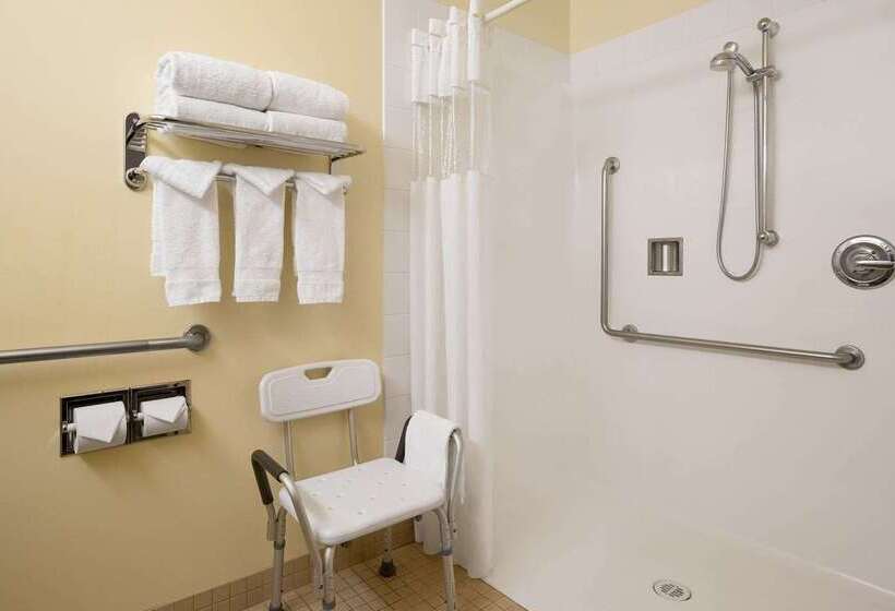 בית מלון כפרי Ramada Golden