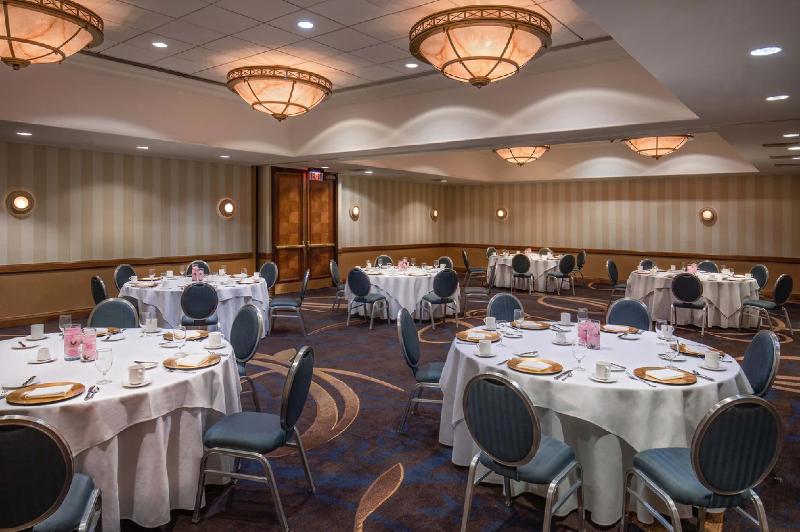هتل Sheraton Pentagon City