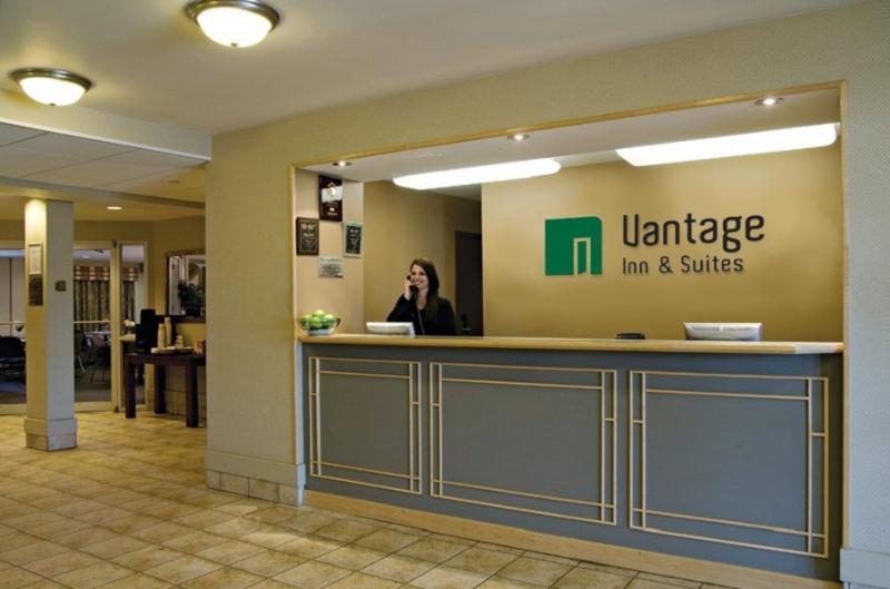 בית מלון כפרי Travelodge By Wyndham Fort Mcmurray