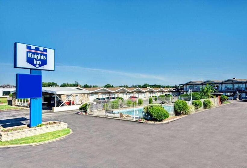 هتل Weber Inn Kitchener