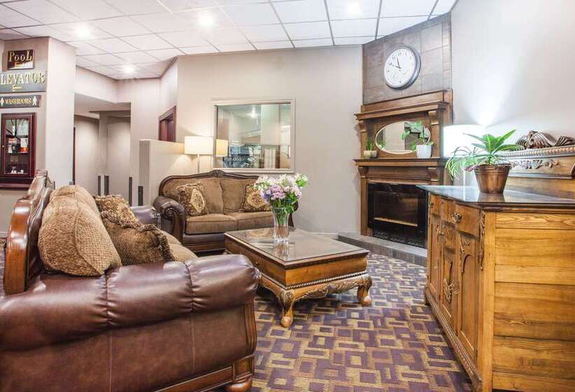 מוטל Super 8 By Wyndham Castlegar Bc