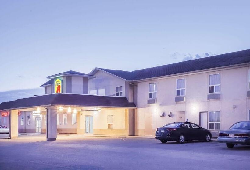 فندق على الطريق Super 8 By Wyndham Meadow Lake