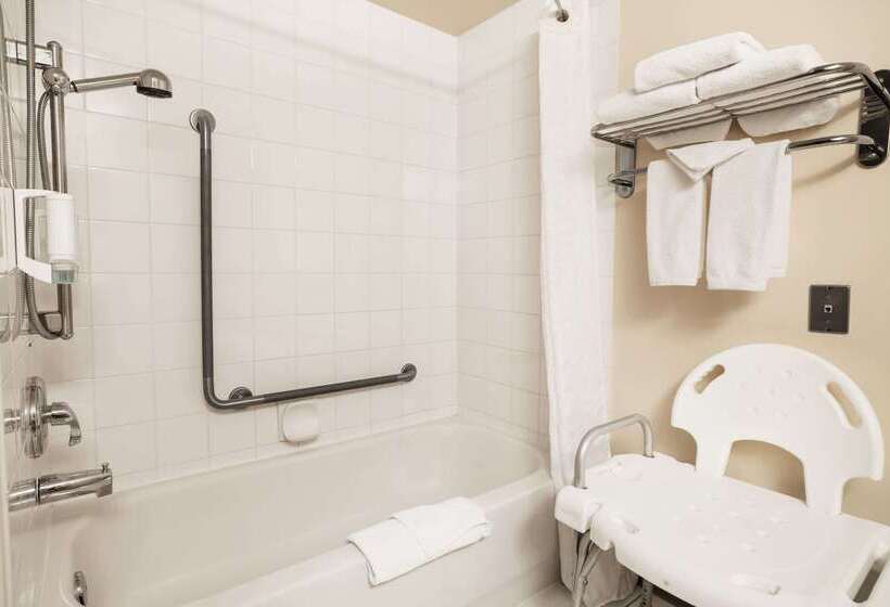 מוטל Super 8 By Wyndham Whitecourt