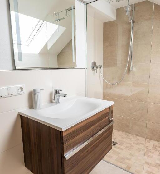 ベッドアンドブレックファースト Gästehaus Neu Am Passionstheater