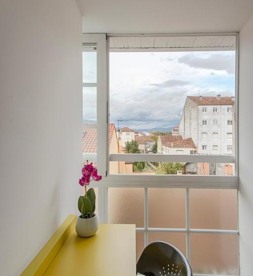 تختخواب و صبحانه Hostal Restaurante Lugano