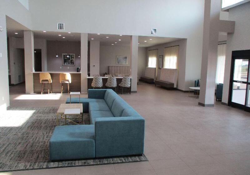 בית מלון כפרי Best Western Plus Chickasha Inn