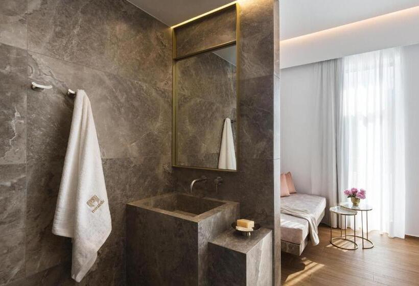هتل Mirabile Luxury Suites