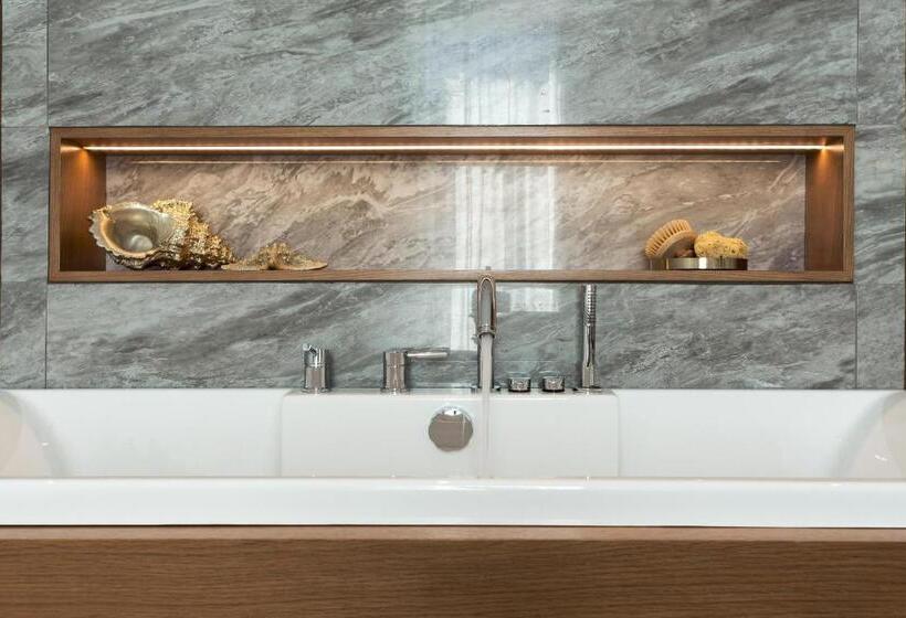 هتل Mirabile Luxury Suites