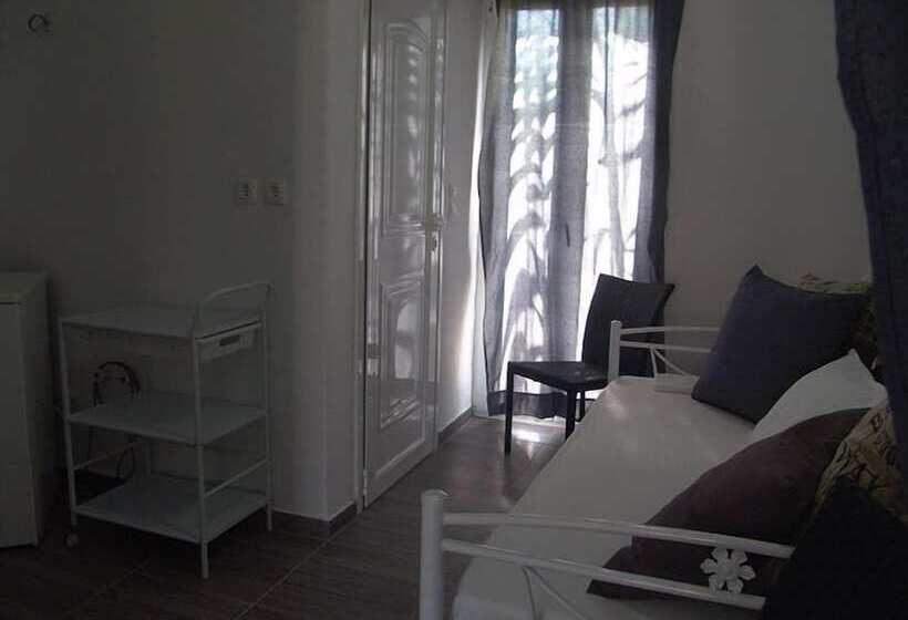 بنسيون Avlomonasbeach – Adults Only