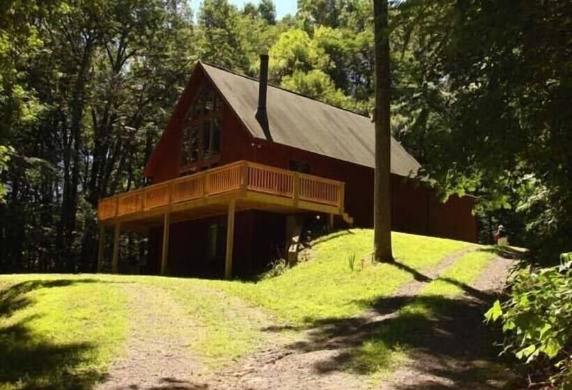 Sqyrls Nest   3br Retreat With A Hot Tub