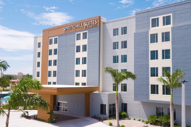 فندق Springhill Suites By Marriott Cape Canaveral Cocoa Beach