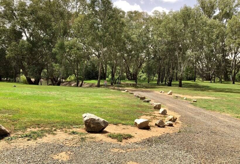 منتجع Big4 Ingenia Holidays Wagga Wagga