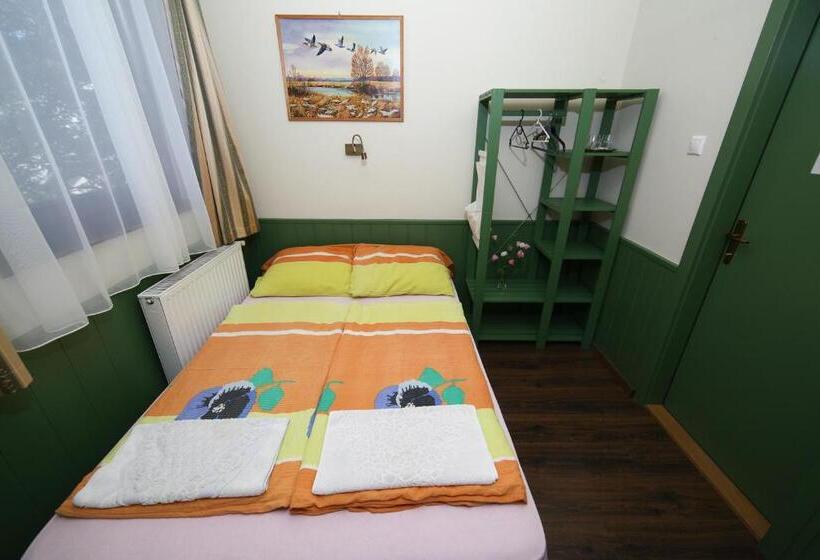 住宿加早餐  Kisfaludy Vendégház  Sümeg